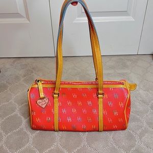 Vintage Dooney and bourke purse